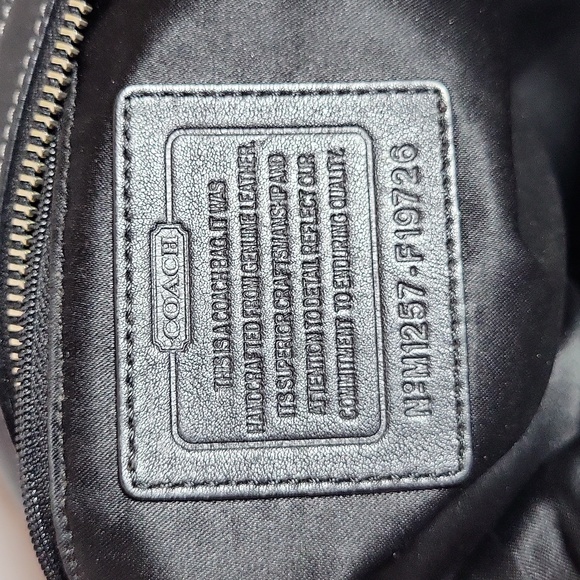 Coach Park Crossbody - Picture 7 of 7